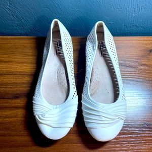 Cliffs by White Mountains- Ballet Flats